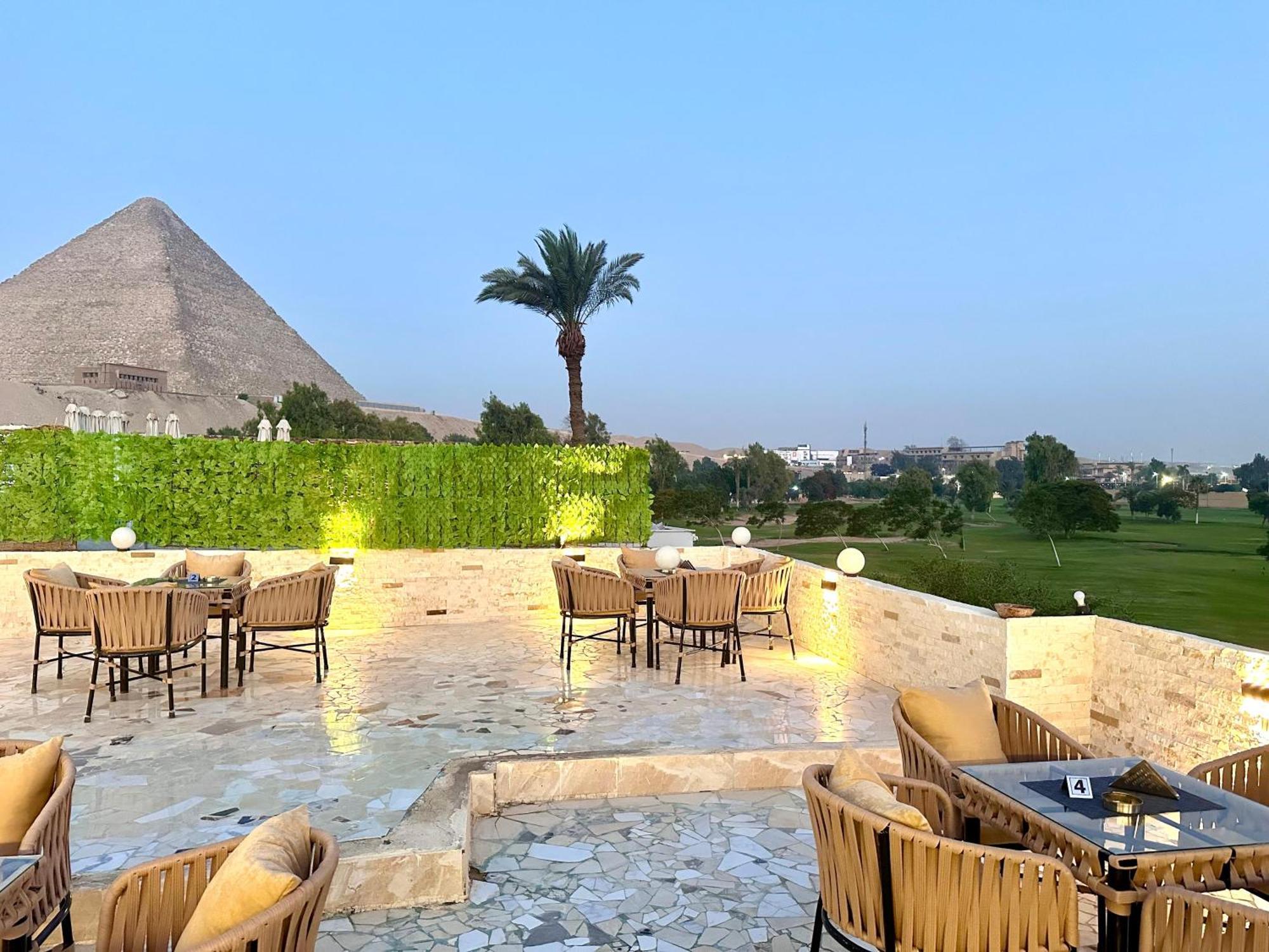 Hotel Diamond Pyramids View Cairo